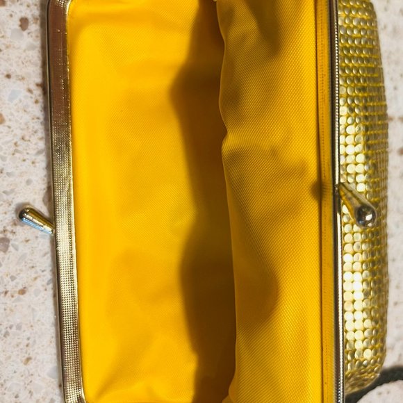 Vintage Gold Wallet by Daniella of Canada – 1980s – Made in Hong Kong – Metallic - Picture 2 of 4